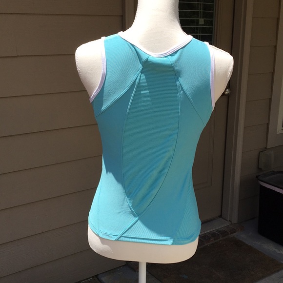 4/$20 Nike fit dry tank top - Picture 2 of 7